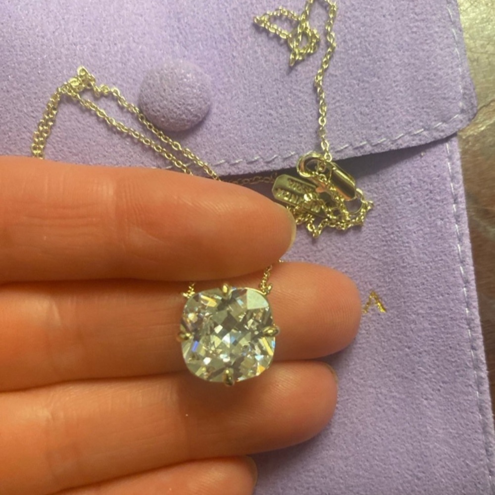 Melinda Maria Duchess Pendant Necklace NWT